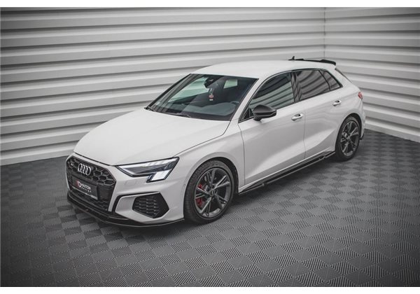 Añadidos taloneras Audi S3 / A3 S-line 8y Maxtondesign